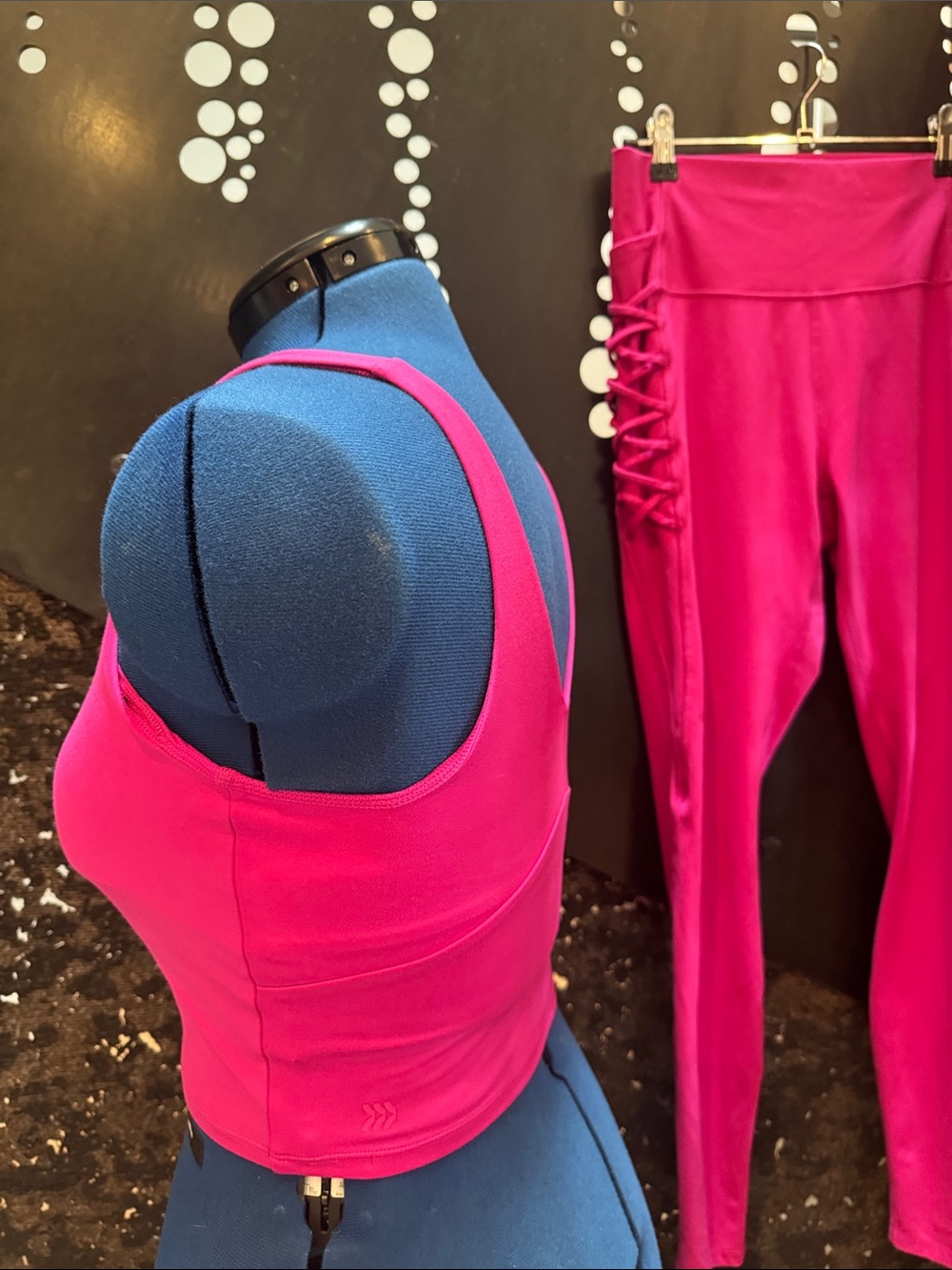 JoyLab Hot Pink Lace-Up High-Waist Leggings/Matching top with built in bra shelf - Picture 3 of 5